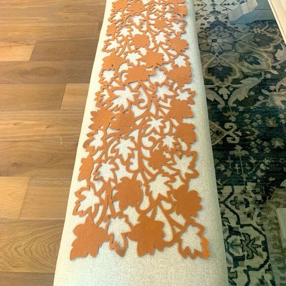 New Felt Fall Leaves Table Runner - Picture 1 of 4